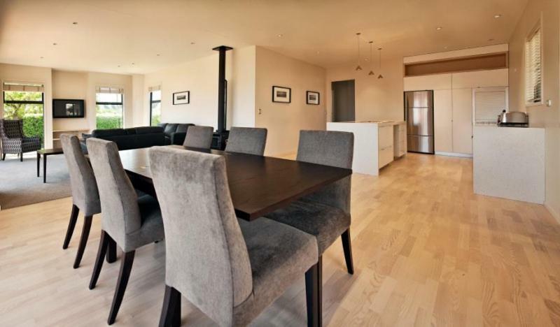 Dragonfly Cottage Wanaka Bagian luar foto